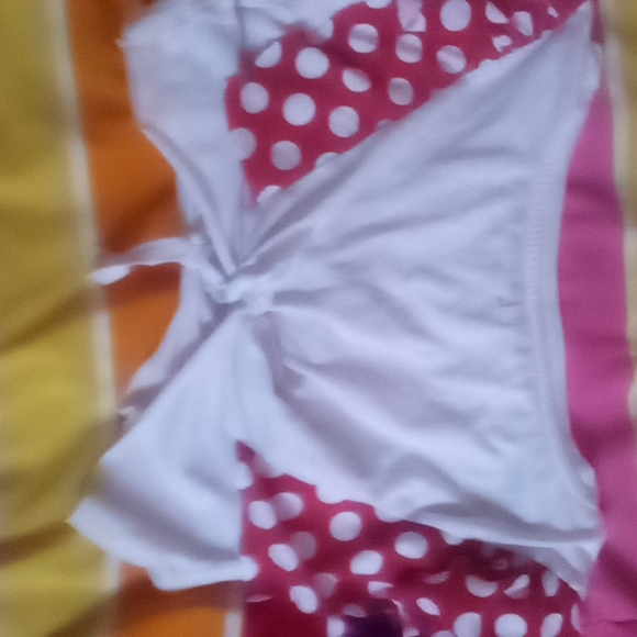 Disney Minnie mouse shirt - Picture 2 of 2